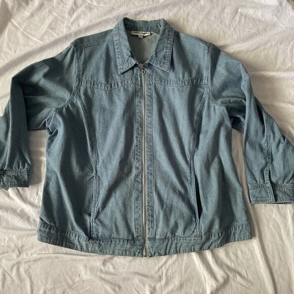 Cathy Daniels Womens 2X Denim Jacket With Rhinestone Accents & Full Zip Front Y2 - Picture 2 of 12